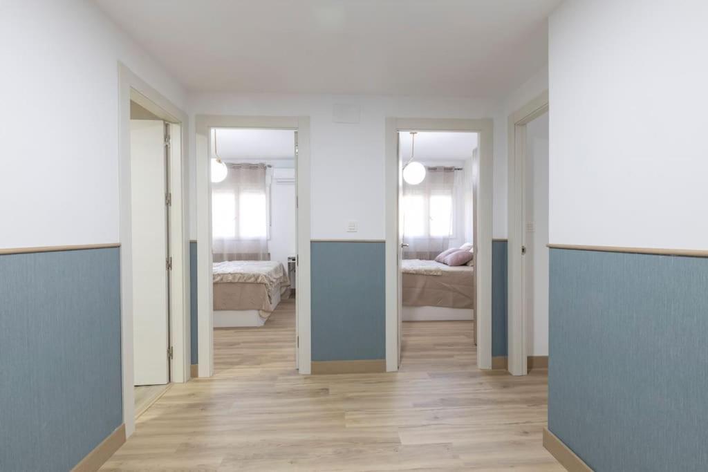 Neptuno Deluxe Apartment Гранада Екстериор снимка